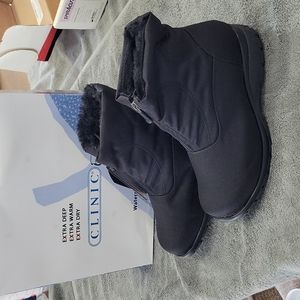 Excellent Clinic Extra Black Winter Boots!!!